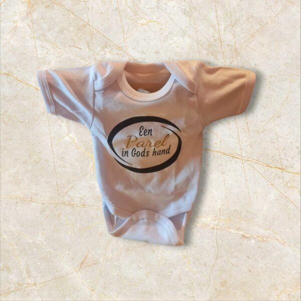 Christelijke rompertje een parel in Gods hand