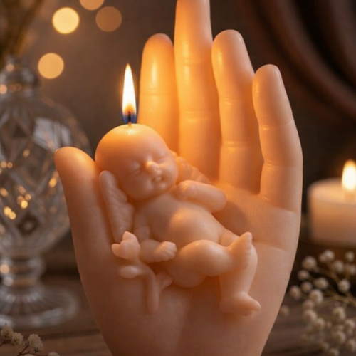 handgemaakte kaars van een baby